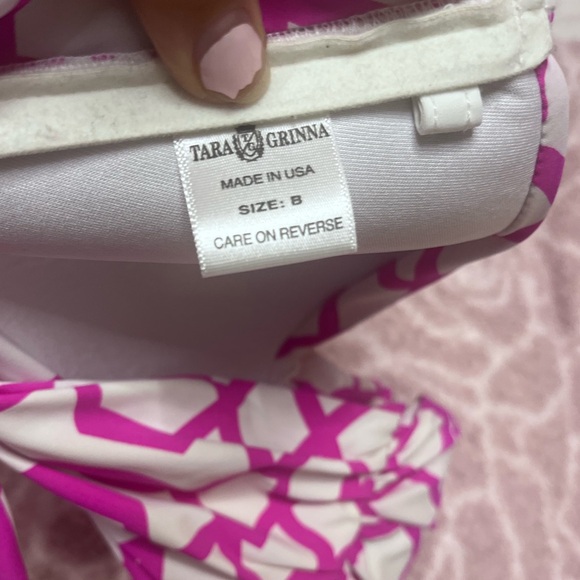 Tara Grinna, Eight/B, Pink - Picture 4 of 5